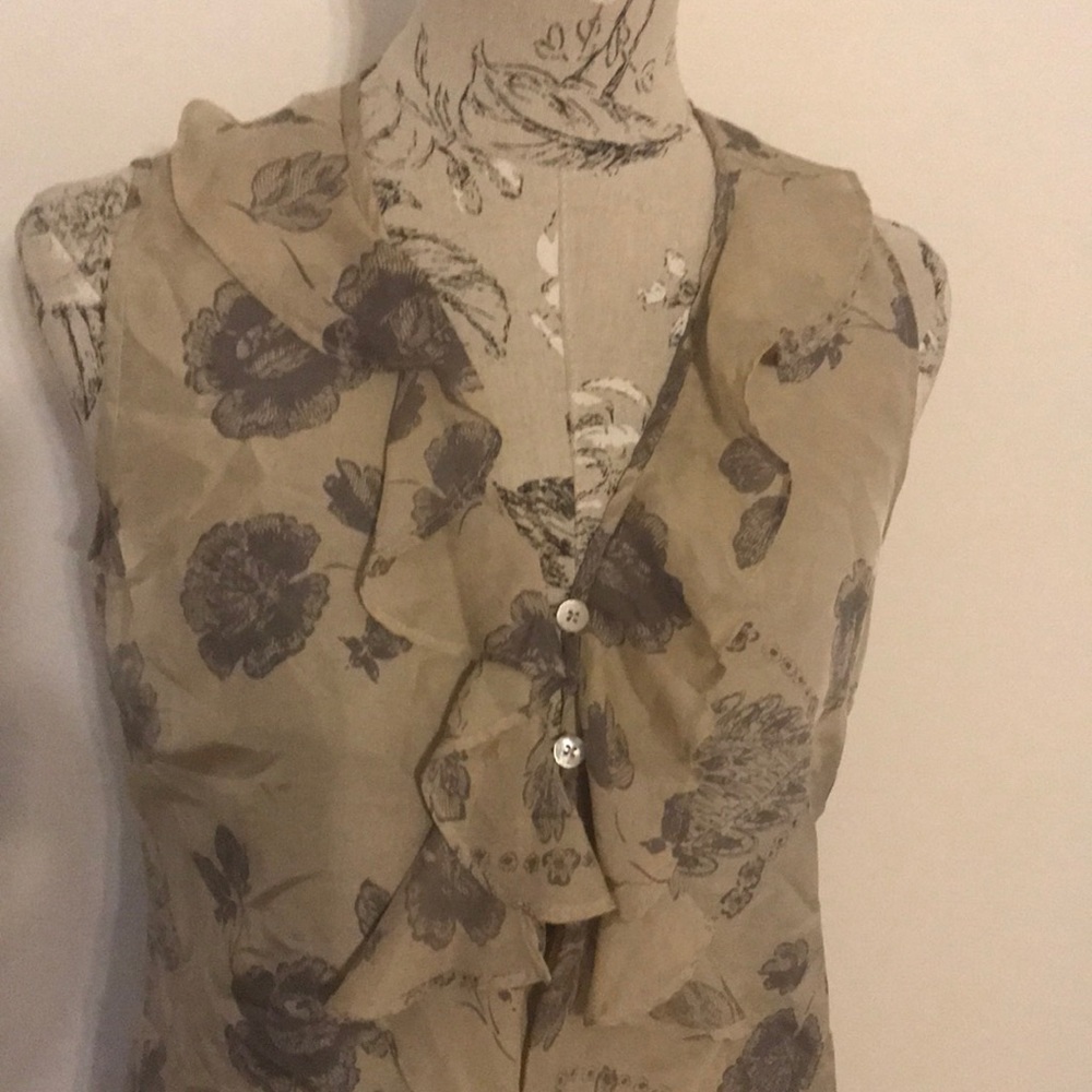 Cabi Silk Button Ruffle Top S - Picture 2 of 6